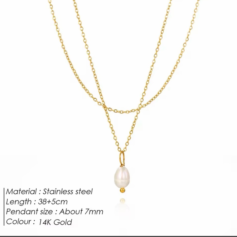 Dainty layered Gold Pearl Necklace - Picture 4 of 4